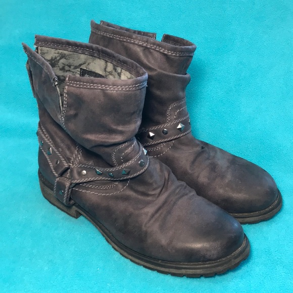 roxy holliston boots